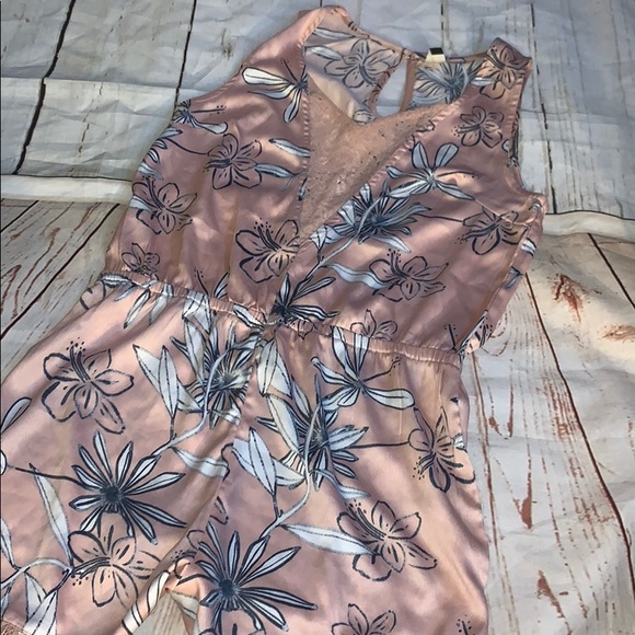 Roxy women’s H and K sateen romper misty rose 🌹 - Picture 6 of 6